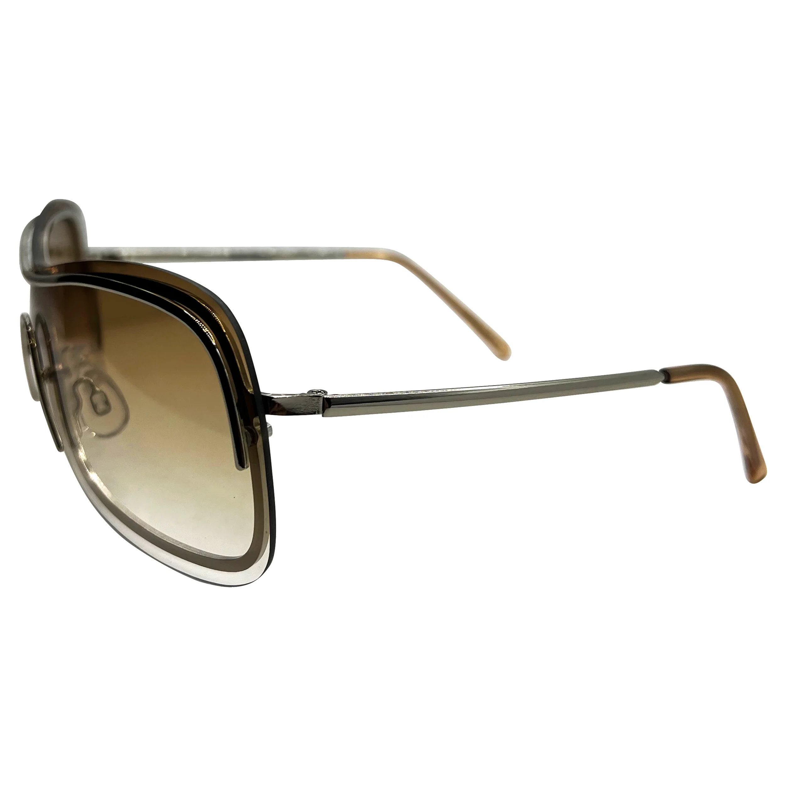 Pristine Aura Discover the Essence of Fashionable Vision