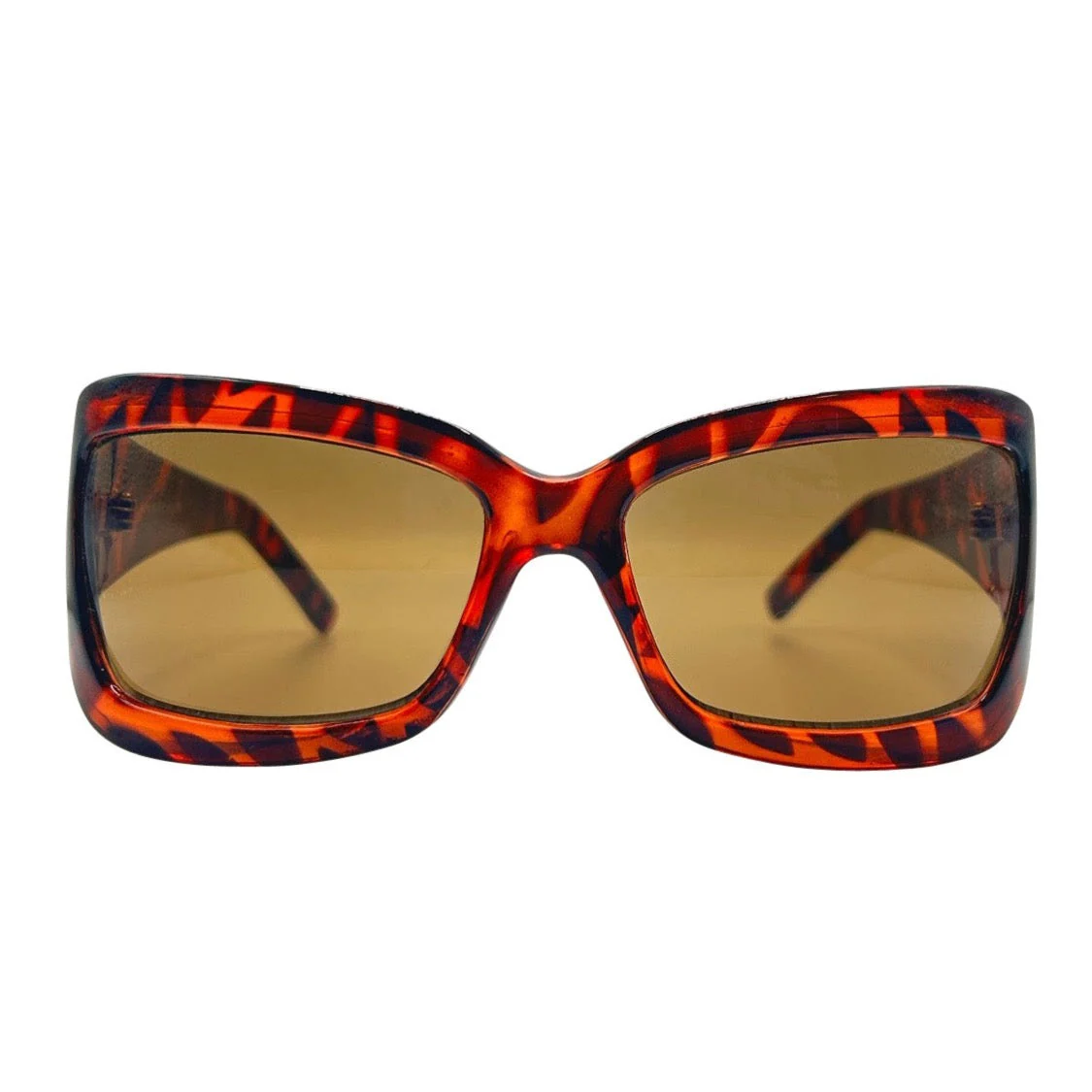 Chic Dynamics Timeless Eyewear for Every Journey